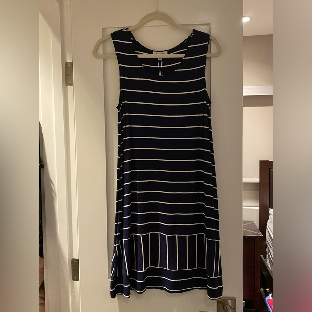 NWT Max Studio Navy Striped Sleeveless Dress